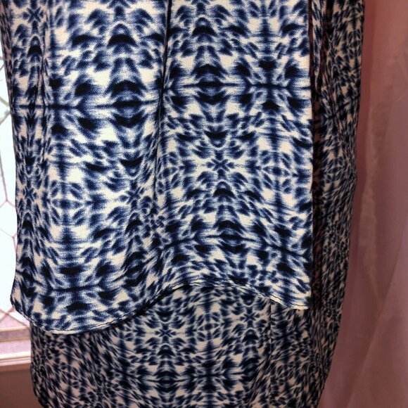 ING Blue White Tunic Top Dress Size Small S Bell Sleeves Scoop Neck - Picture 6 of 11